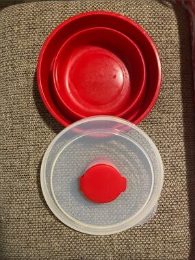 Pampered Chef Red and Clear Food Storage Bowl with Lid